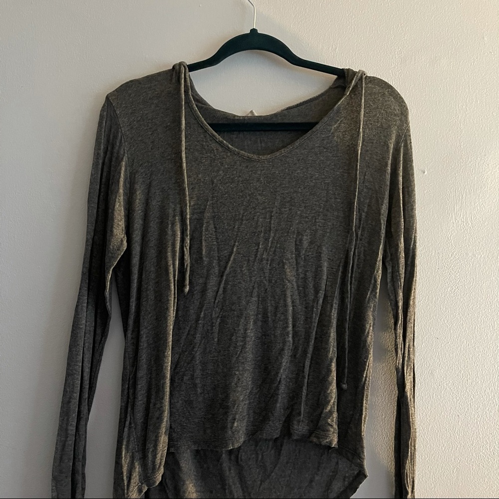 Light weight hoodie medium